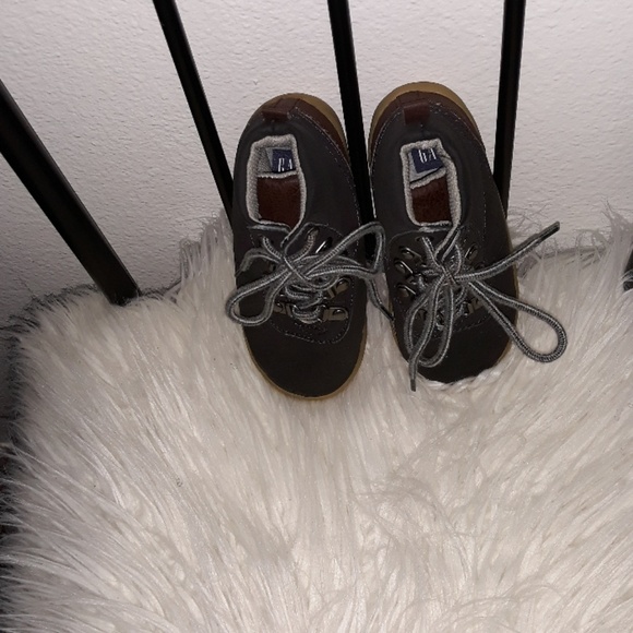 Shoe - Picture 2 of 2